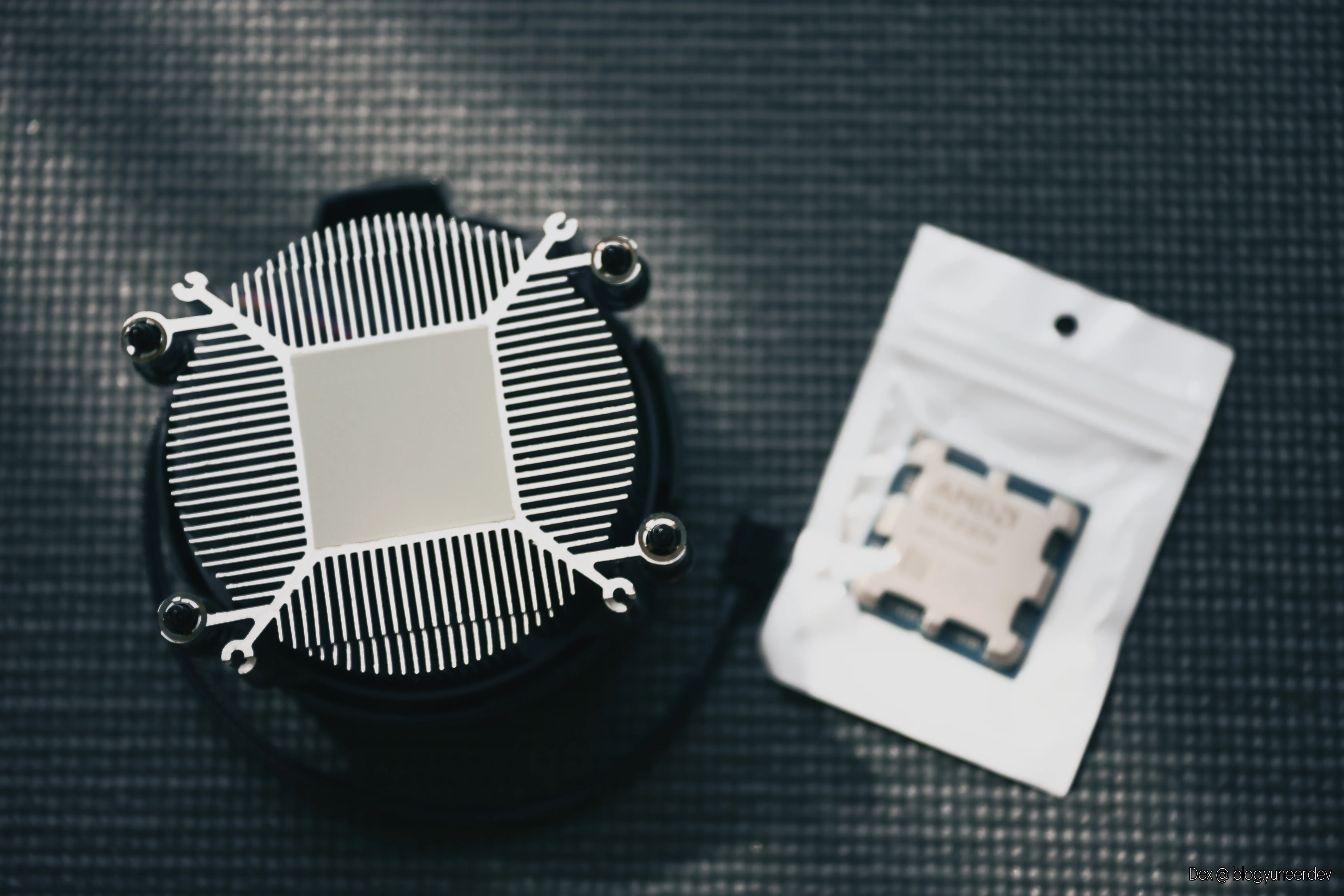 AMD R5-9500F MPK 散熱膏